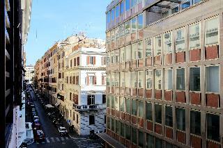 Monti Apartments