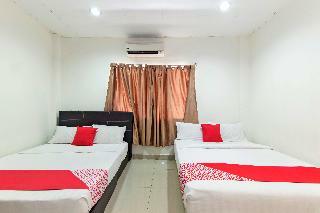 Oyo 304 Zero Hour Hotel