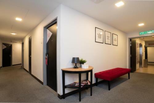 B Lot Hotel