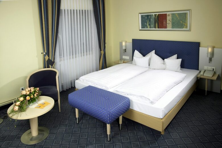 Hotel L�wen-seckenheim