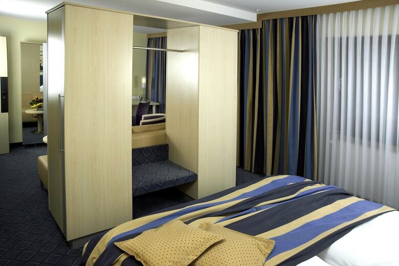 Hotel L�wen-seckenheim
