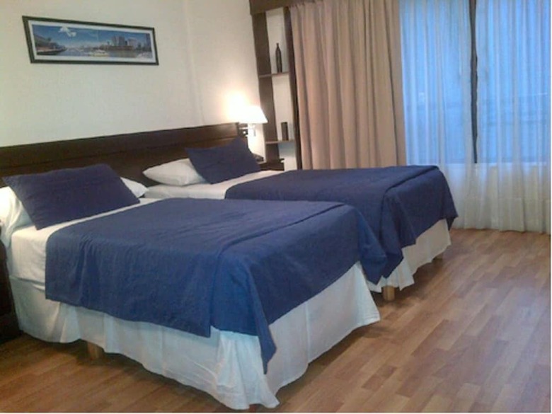Aparthotel C�rdoba Suites