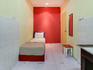 Oyo 89615 T Family Hotel