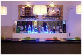 Hotel L'baron Jockey Plaza Mall
