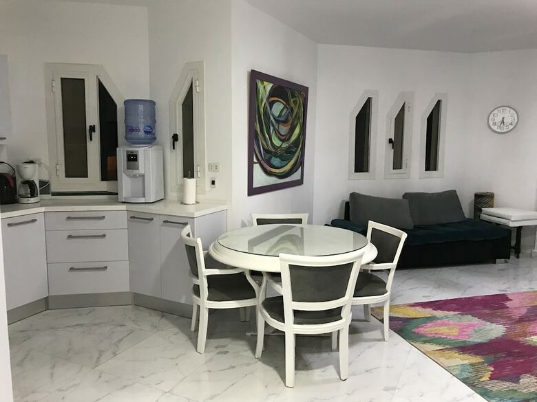 Regency Towers Apartments