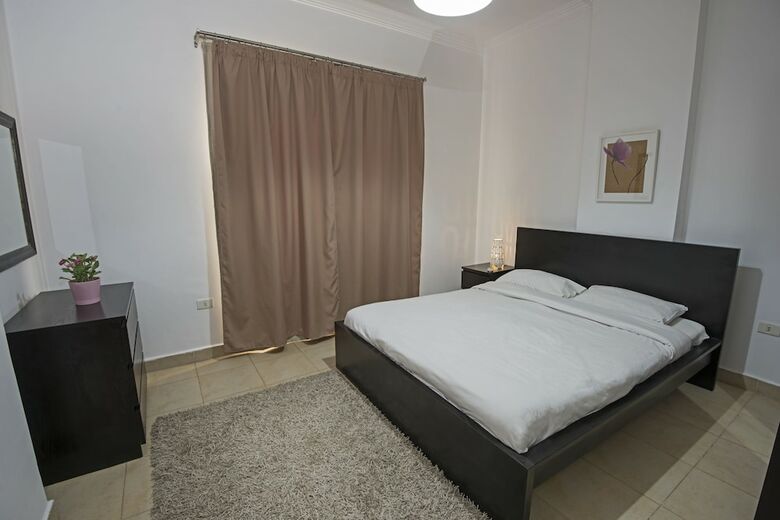 Aparthotel Lilly Apartments