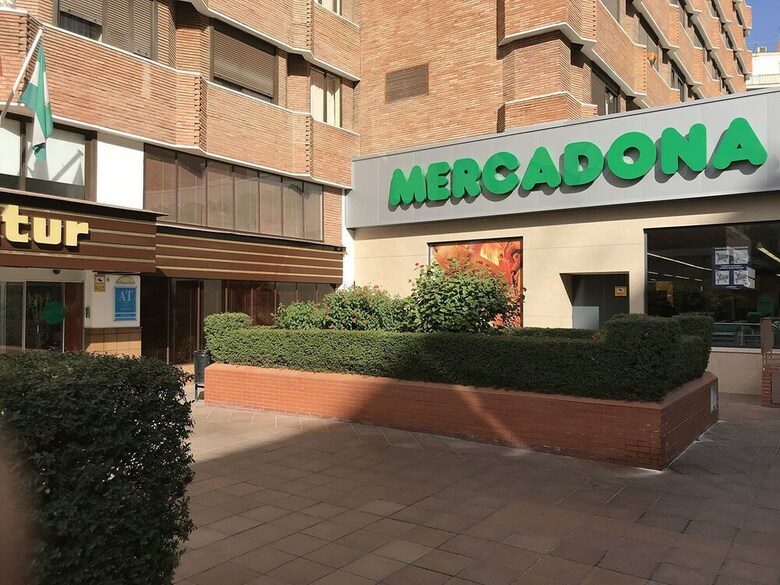Apartamentos Triana Premium Center