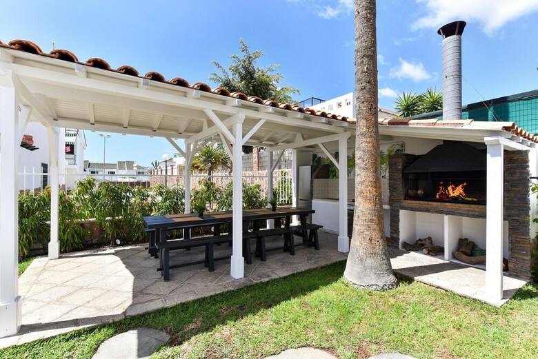 Apartamentos Renovated Bungalow In Sonnenland 2