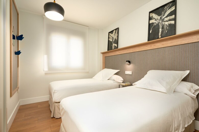 Apartamentos Real de La Carreter�a 1