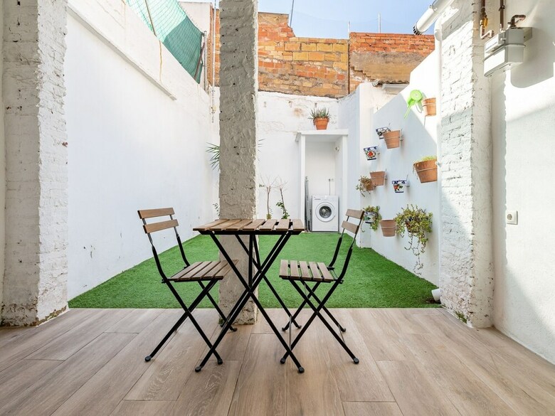 Captivating Holiday Home In Valencia Near Seabeach
