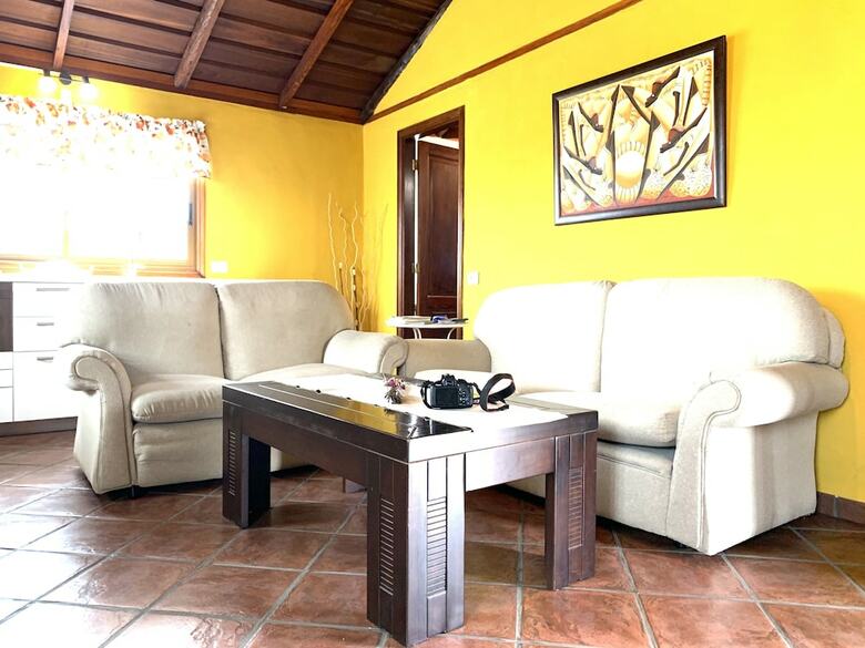 Apartamentos Casa La Paredita