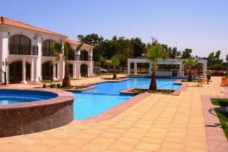 Hotel Serena Dream
