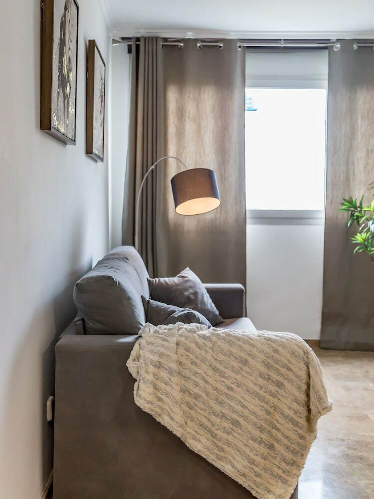 Apartamentos Travel Habitat Torre Francia