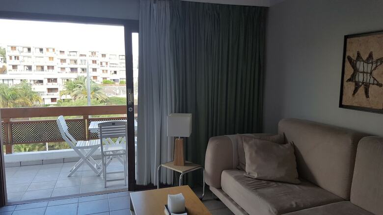 Vcv Apartamento Las Rocas Beach