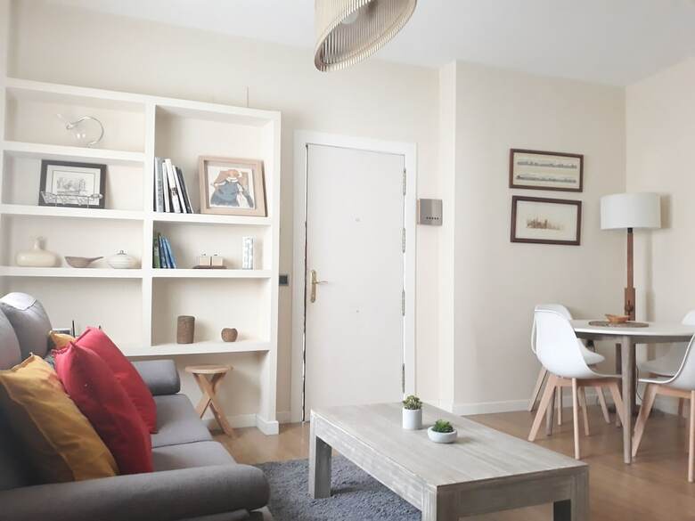 Bonito Apartamento Familiar En Triana