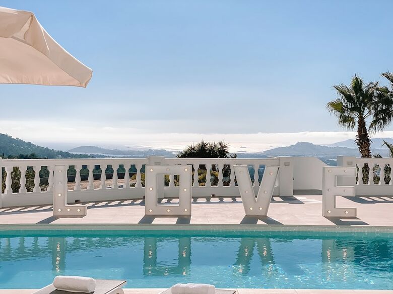 Villa The White Pearl