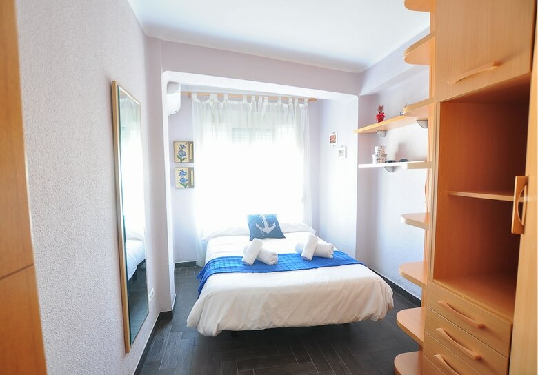 Apartamentos Holidays2malaga Hermosilla Center & Parking