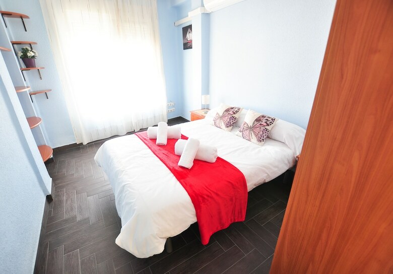 Apartamentos Holidays2malaga Hermosilla Center & Parking