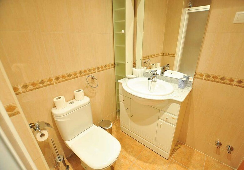 Apartamentos Holidays2malaga Hermosilla Center & Parking