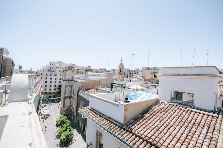 Petit Palace Plaza de La Reina Hotel