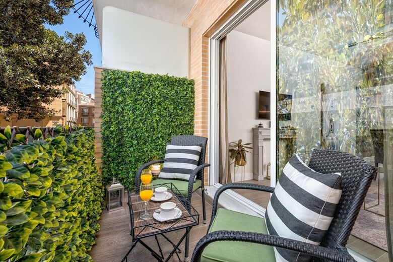 Apartamentos Iloftmalaga Plaza Del Teatro