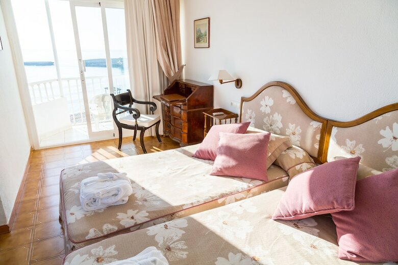 Hotel Club S'illot