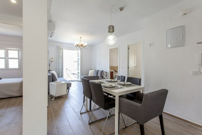 Apartamentos Valencia Flat Rental Malvarrosa Beach