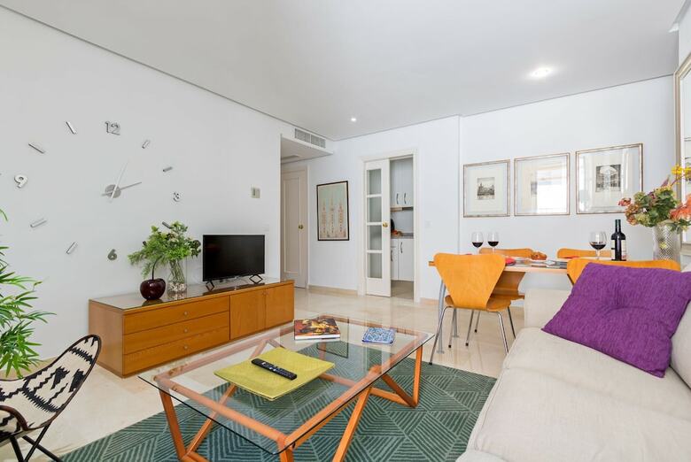 Apartamentos Bamberg Giralda Sky View By Valcambre
