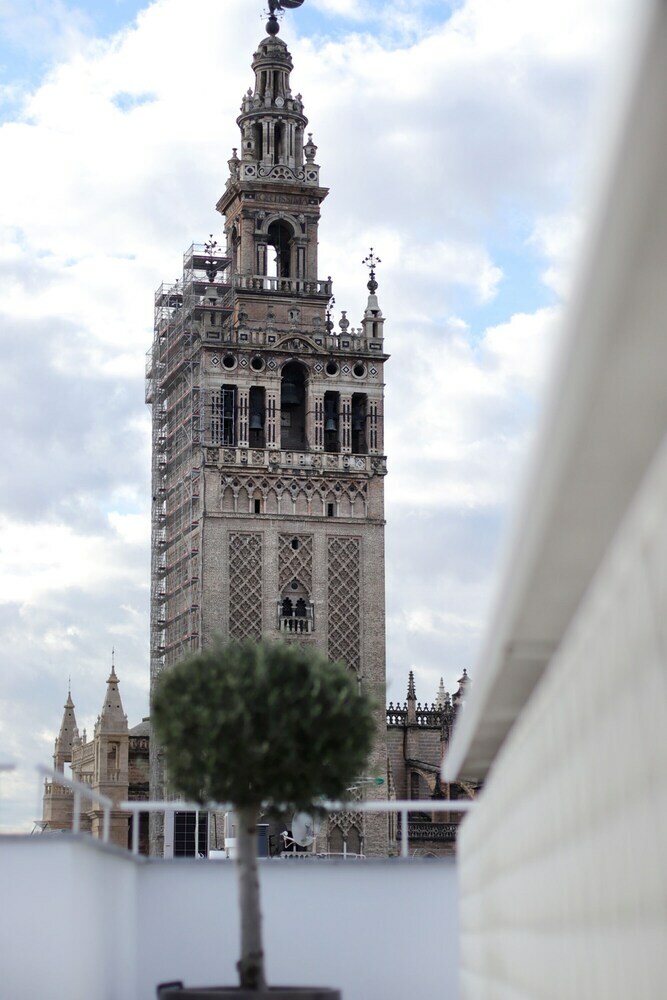 Apartamentos Sevilla Luxury Rentals - Catedral