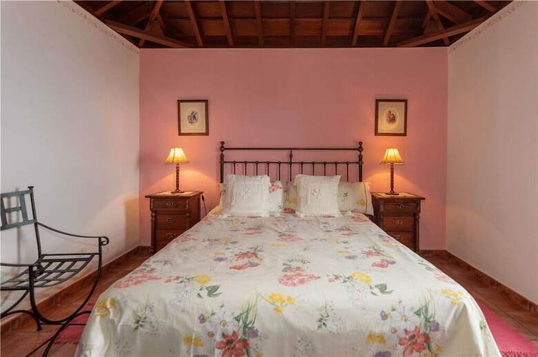 Casa Rural Con Piscina Compartida En Mazo
