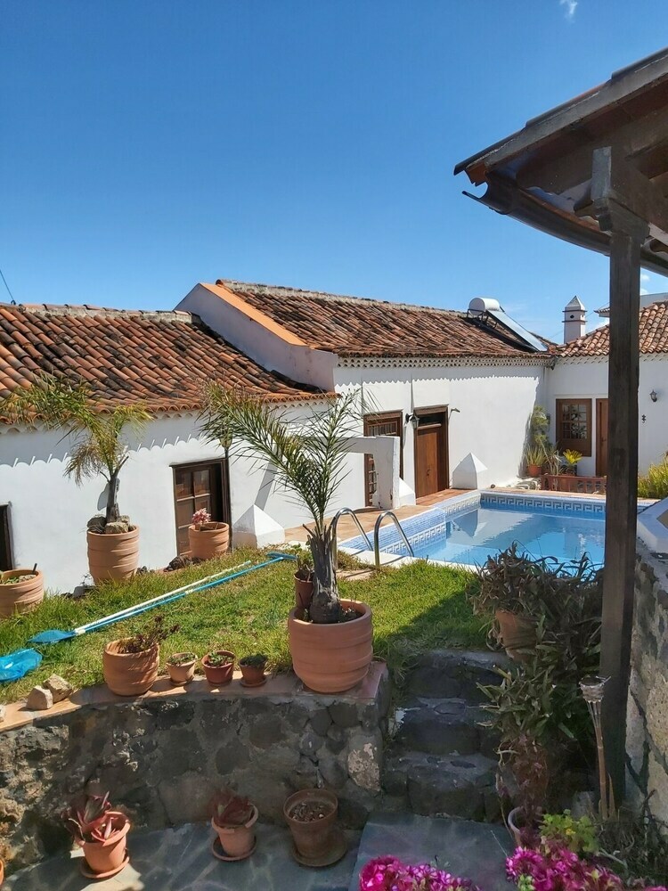 Apartamentos Finca Para�so
