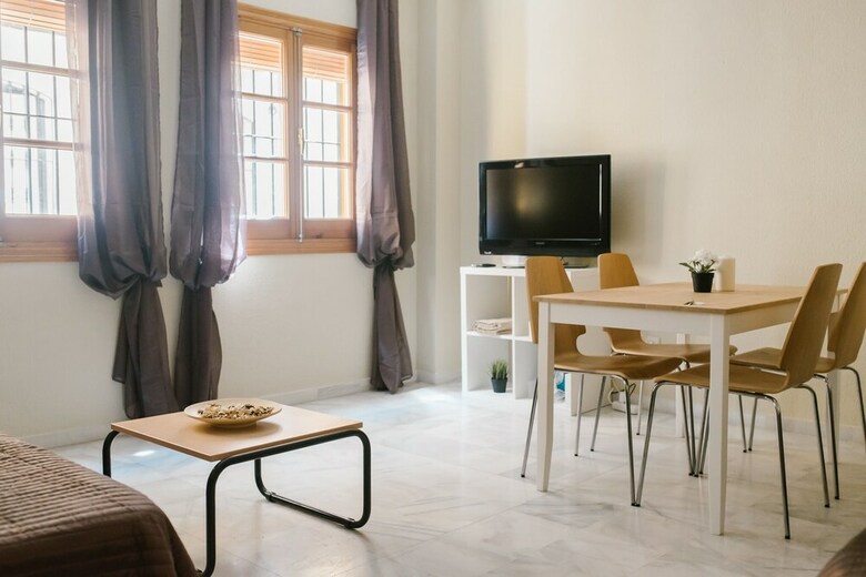 Sevilla Apartments Leonor Ba