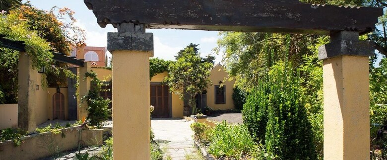 Hotel Bellasombra Suites