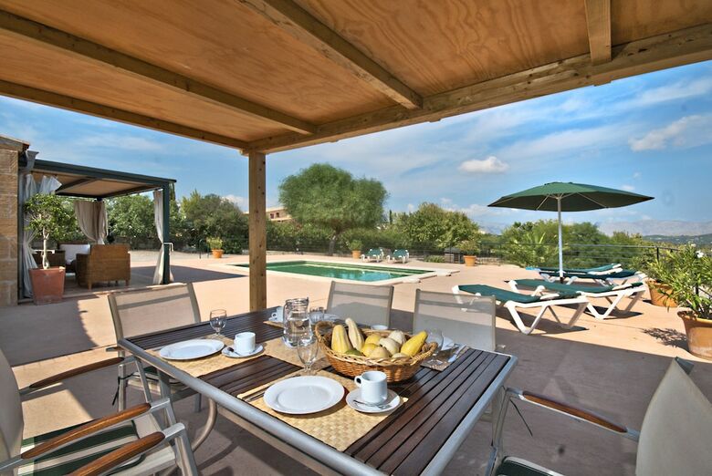 Villa Finca Oscols