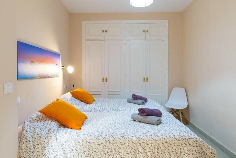 Apartamentos Plaza Merced Historico