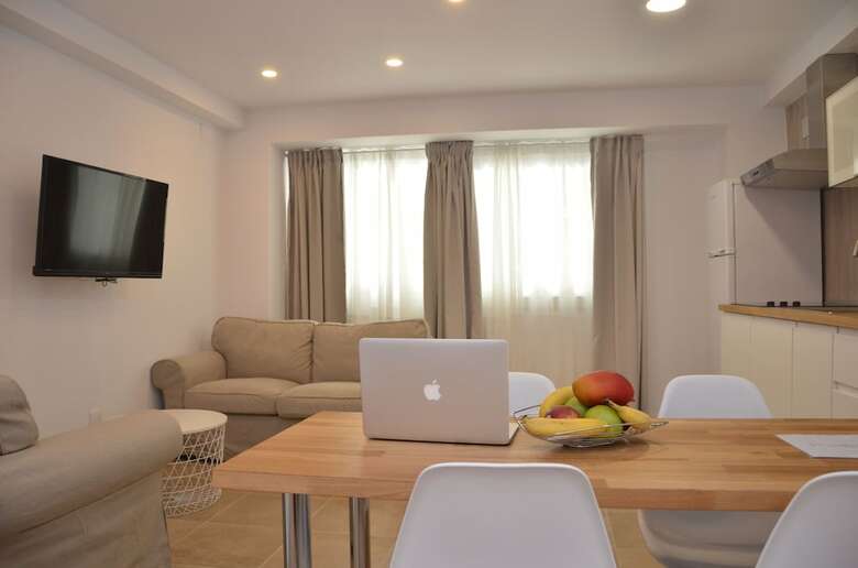 Hostal City Suites Abastos