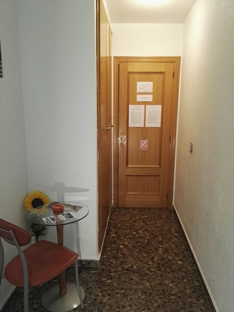 Apartamentos Iberia Lodging House