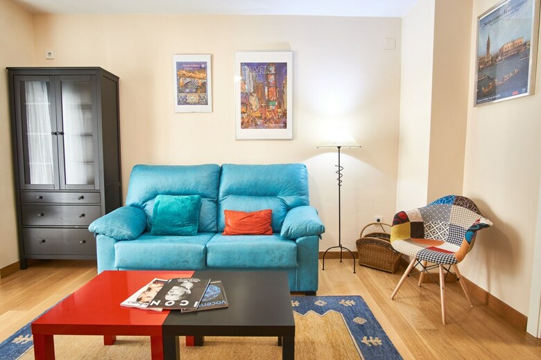 Apartamentos Rodrigo Triana Courtyard By Valcambre