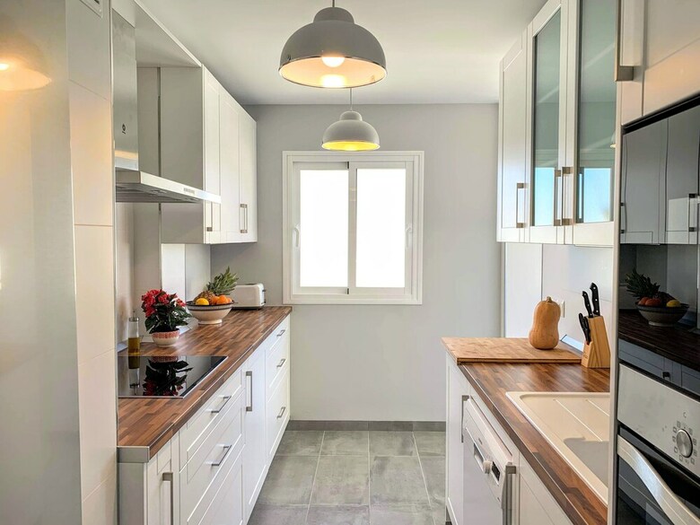 Apartamentos Homely Malaga Obispo Con Terraza Y Parking