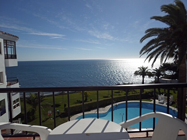 Apartamento Urbanizaci�n Las Palmeras 72