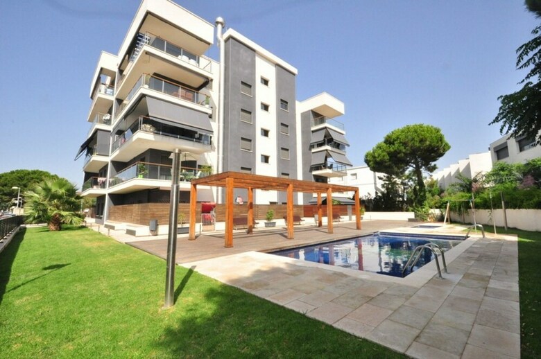Apartamento Moderno Para 6 Personas En Cambrils