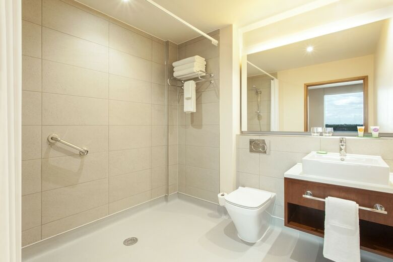 Hotel Hyatt Place West London Hayes