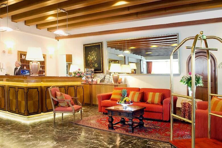 Hotel Pinewood