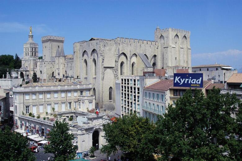 Hotel Kyriad Avignon (.)