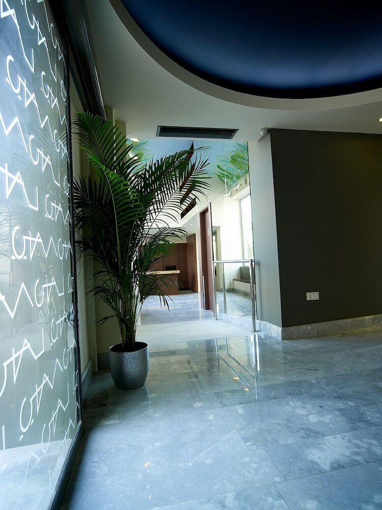 Lato Boutique Hotel