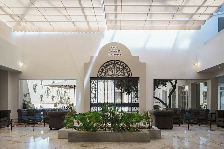 Hotel Crisol Jardines de C�rdoba