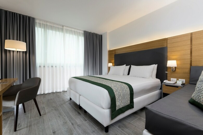 Hotel Holiday Inn Naples