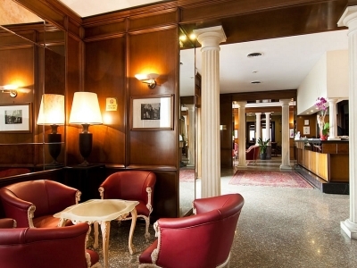 Hotel Colonna Palace