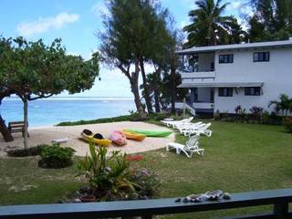 Hotel Aroa Beachside Inn