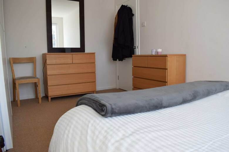 Apartamentos Bright 2 Bed Flat - Short Walk To Notting Hill